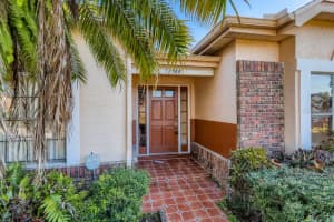 12744 Newfield Dr, Orlando, FL 32837, Sold 01/03/22