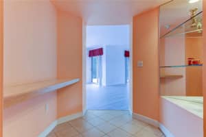 4750 Dolphin Cay Ln, St. Petersburg, FL 33711, Sold 02/18/22