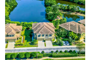 7637 Caponata Blvd, Seminole, FL 33777, Sold 12/03/21