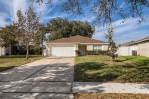 3251 Amberley Park Cir, Kissimmee, FL 34743, Sold 01/26/22