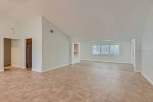 5303 88th St W, Bradenton, FL 34210, Sold 01/20/22
