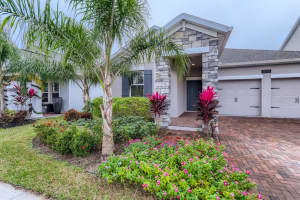 11102 Cyrilla Woods Dr, Orlando, FL 32832, Sold 01/27/22
