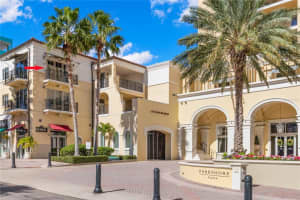 300 Beach Dr NE, St. Petersburg, FL 33701, Sold 01/12/22