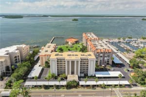 632 Edgewater Dr, Dunedin, FL 34698, Sold 03/29/22
