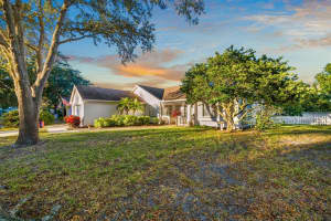 7915 Lake Placid Ln, New Port Richey, FL 34655, Sold 01/17/22