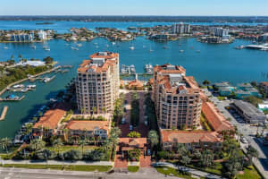 521 Mandalay Ave, Clearwater, FL 33767, Sold 01/27/22