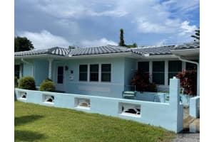 2315 Sunrise Dr SE, St. Petersburg, FL 33705, Sold 01/29/22