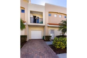 526 101st Ave N, St. Petersburg, FL 33702, Sold 01/31/22