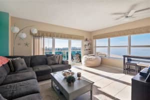 880 Mandalay Ave, Clearwater, FL 33767, Sold 03/15/22