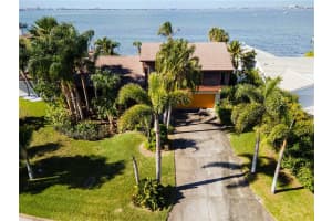 4581 45th St S, St. Petersburg, FL 33711, Sold 01/18/22