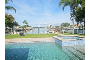 420 Capri Blvd, Treasure Island, FL 33706, Sold 01/14/22