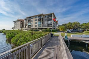 1810 Mariner Dr, Tarpon Springs, FL 34689, Sold 03/01/22