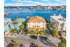 Shoreline Dr, Largo, FL 33760, Sold 02/14/22