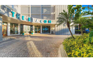 470 3rd St S, St. Petersburg, FL 33701, Sold 12/30/21