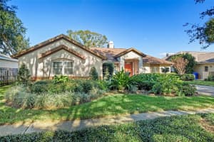810 Sandringham Ln, Lutz, FL 33549, Sold 02/22/22