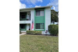 2525 Royal Pines Cir, Clearwater, FL 33763, Sold 03/12/22