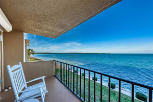 9 Haig Pl, Dunedin, FL 34698, Sold 03/22/22