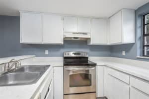 10126 Lake Oak Cir, Tampa, FL 33624, Sold 01/31/22