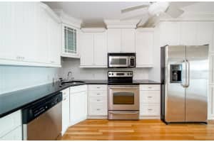 St. Petersburg, FL 33701, Sold 01/31/22