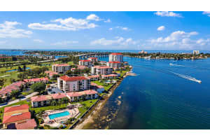 6145 Sun Blvd, St. Petersburg, FL 33715, Sold 02/25/22
