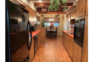 3950 10th St NE, St. Petersburg, FL 33703, Sold 02/24/22