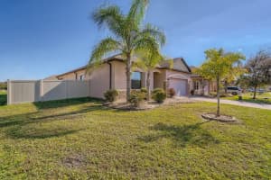 7524 38th Dr E, Palmetto, FL 34221, Sold 02/08/22