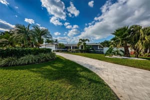 1265 79th St S, St. Petersburg, FL 33707, Sold 02/14/22