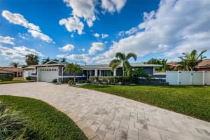 1265 79th St S, St. Petersburg, FL 33707, Sold 02/14/22