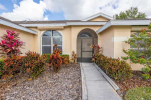 4135 Dover Dr E, Bradenton, FL 34203, Sold 01/22/22