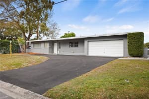 1085 37th Ave NE, St. Petersburg, FL 33704, Sold 02/11/22