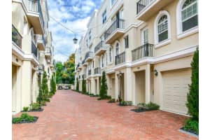 409 Regent Ln, St. Petersburg, FL 33701, Sold 02/04/22
