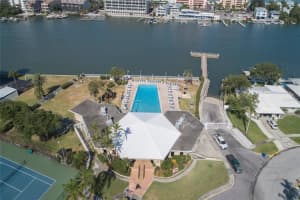 10216 Regal Dr, Largo, FL 33774, Sold 02/14/22
