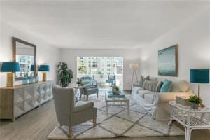 620 Edgewater Dr, Dunedin, FL 34698, Sold 05/05/22