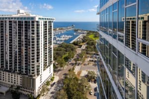 175 1st St S, St. Petersburg, FL 33701, Sold 01/18/22