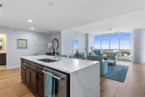 175 1st St S, St. Petersburg, FL 33701, Sold 01/18/22