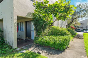 865 N Village Dr, St. Petersburg, FL 33716, Sold 02/04/22