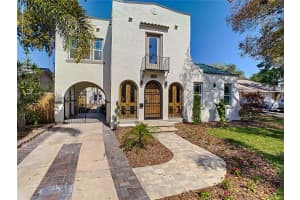 1135 SERPENTINE DR S, ST PETERSBURG, FL 33705 Sold 12/08/22