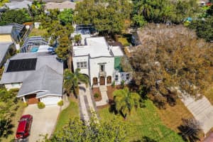 1135 SERPENTINE DR S, ST PETERSBURG, FL 33705 Sold 12/08/22
