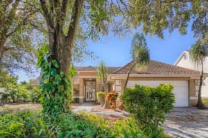 7736 Rollingridge Ct, Orlando, FL 32835, Sold 02/22/22