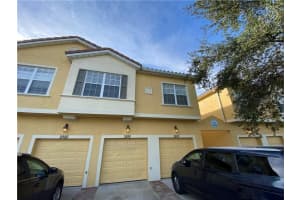 2888 Oakwater Dr, Kissimmee, FL 34747, Sold 05/04/22