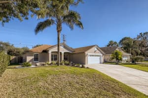 749 Citrus Dr, Winter Garden, FL 34787, Sold 01/31/22