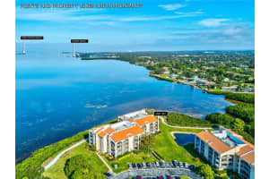 307 Mariner Dr, Tarpon Springs, FL 34689, Sold 03/15/22