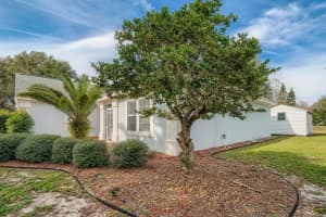 2729 Gables Dr, Eustis, FL 32726, Sold 02/28/22