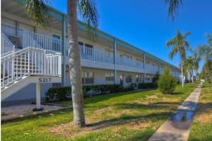 5217 81st St N, St. Petersburg, FL 33709, Sold 07/06/22