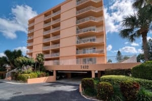 7432 Sunshine Skyway Ln S, St. Petersburg, FL 33711, Sold 04/04/22