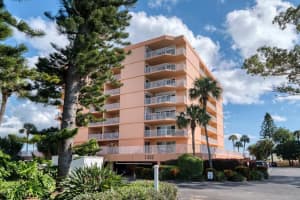 7432 Sunshine Skyway Ln S, St. Petersburg, FL 33711, Sold 04/04/22