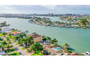 7870 10th Ave S, St. Petersburg, FL 33707, Sold 02/24/22