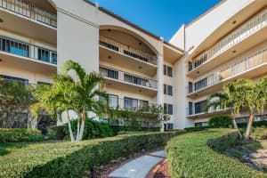 404 Mariner Dr, Tarpon Springs, FL 34689, Sold 03/15/22