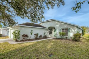 4045 Windchime Ln, Lakeland, FL 33811, Sold 03/14/22