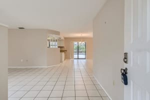 4140 Prairie View Dr, Sarasota, FL 34232, Sold 03/14/22